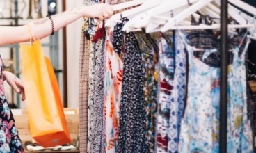 Hollister Near Me Location & Directions| Hours Of Operation