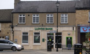 Lloyds Bank Near Me & Opening Times in the United Kingdom
