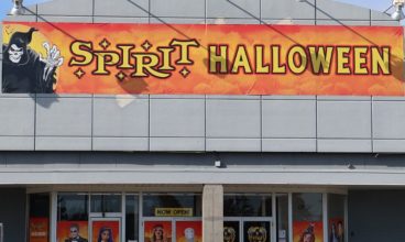 Spirit Halloween Near Me | When Does It Open & Close?